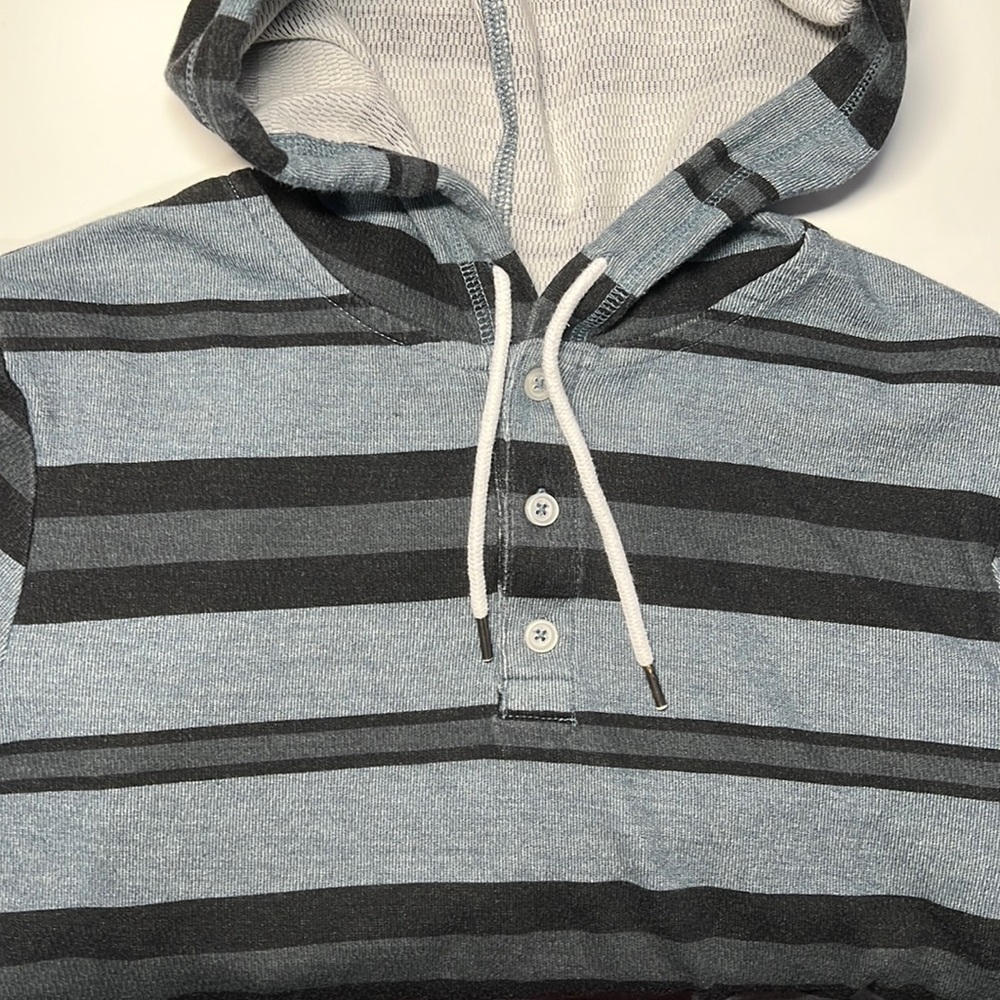 on the byas Striped Blue/Black Cotton Blend Light Hoodie w/ Buttons - Size Small